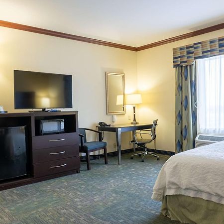 Hampton Inn Alice Exterior photo
